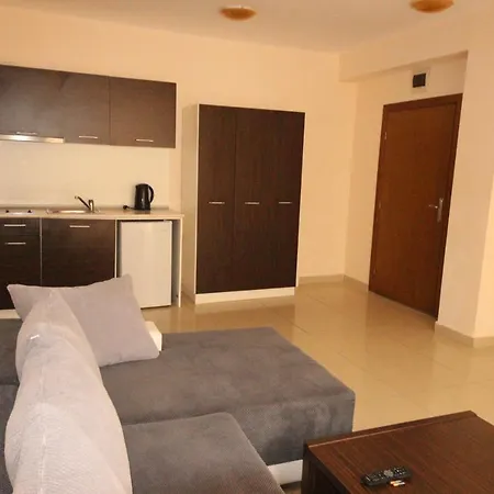 Apartment Eden - Menada