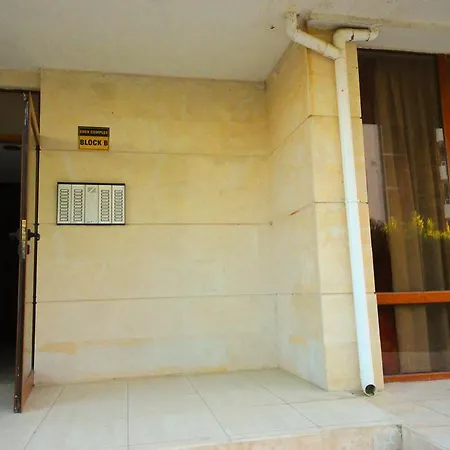 Apartment Eden - Menada