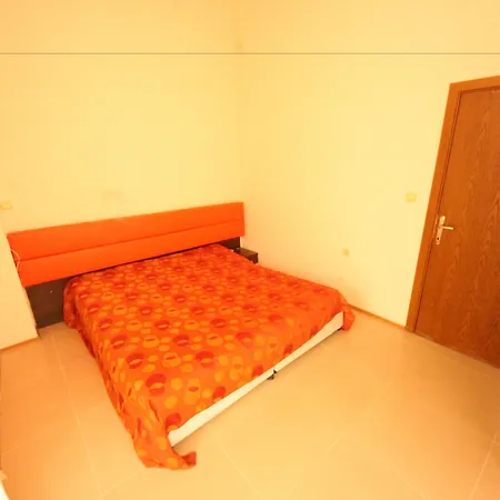 Apartment Eden - Menada *