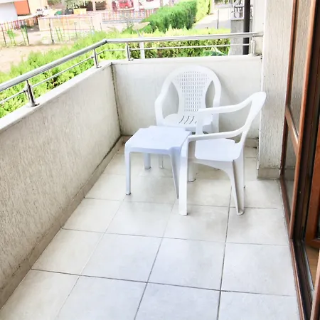 Apartment Eden - Menada