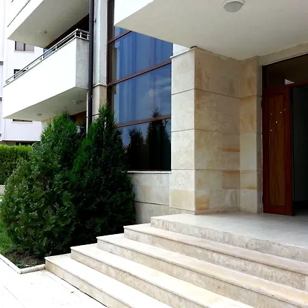 Eden - Menada * サニービーチ