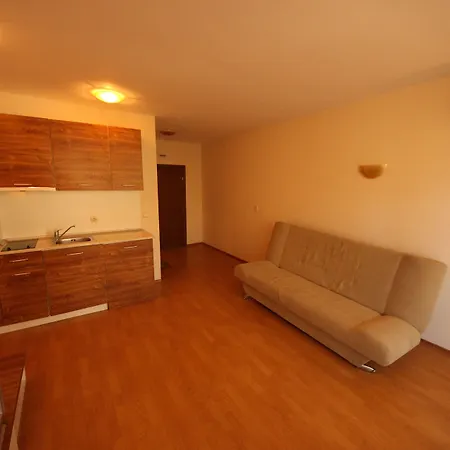 Apartman Eden - Menada *